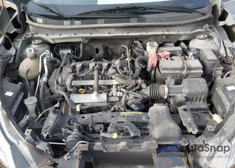 2021 Nissan Kicks Sv Xtronic Cvt z USA, uszkodzony, nr VIN 3N1CP5CVXML495168